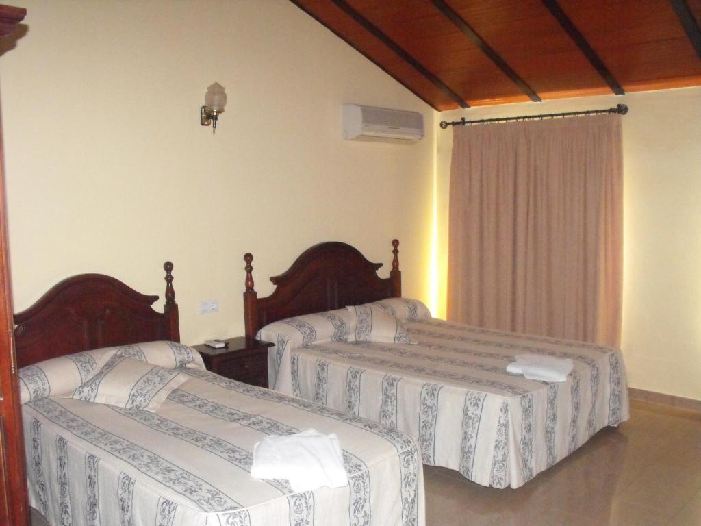 ホテル Hostal Nicol'S Luque エクステリア 写真